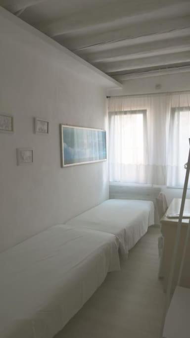 Apartment With Terrace In Chioggia'S Main Square מראה חיצוני תמונה