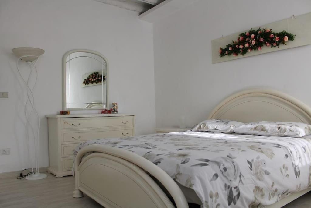 Apartment With Terrace In Chioggia'S Main Square מראה חיצוני תמונה