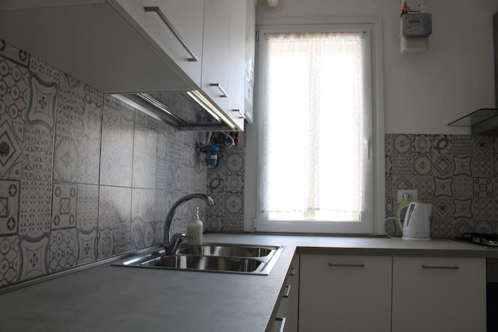 Apartment With Terrace In Chioggia'S Main Square מראה חיצוני תמונה
